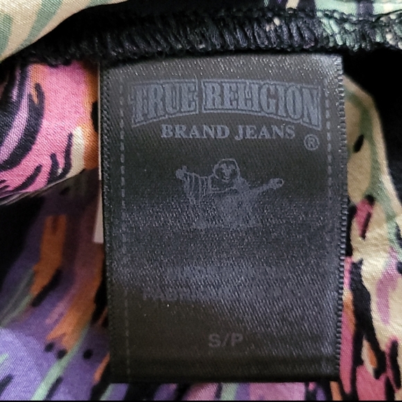 NWOT True Religion Angels Wings Print 100% Silk Button Down Shirt - Picture 11 of 13